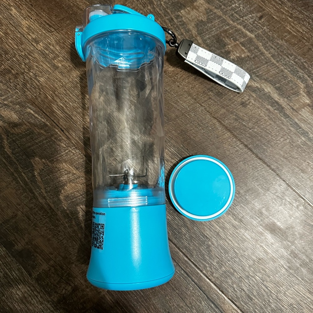 New without box portable blender